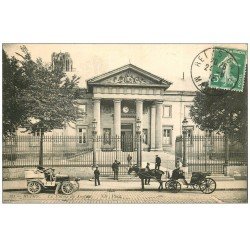 carte postale ancienne 51 REIMS. Le Palais de Justice 1913. Attelage et Voiture ancienne décapotable