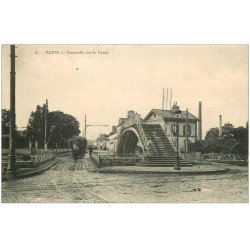 carte postale ancienne 51 REIMS. Passerelle sur le Canal