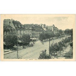 carte postale ancienne 51 REIMS. Place Erlon vers la Gare 1931