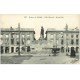 carte postale ancienne 51 REIMS. Place Royale en ruine Vendeur ambulant