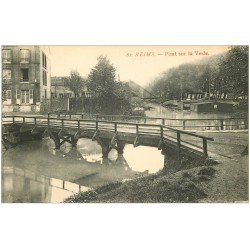 carte postale ancienne 51 REIMS. Pont sur la Vesle et Bateau Lavoir