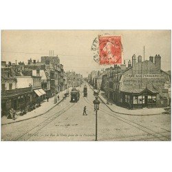 carte postale ancienne 51 REIMS. Rue de Vesle Café Puichaffray