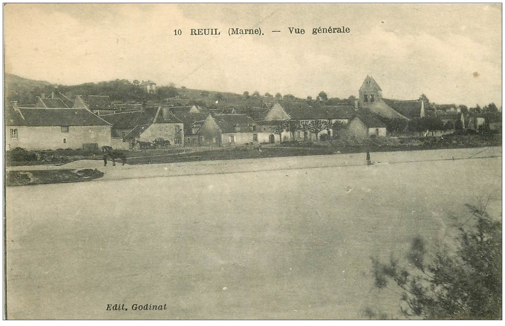 carte postale ancienne 51 REUIL. Vue générale