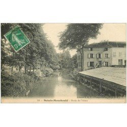 carte postale ancienne 51 SAINTE-MENEHOULD. Lavandière Bords de l'Aisne