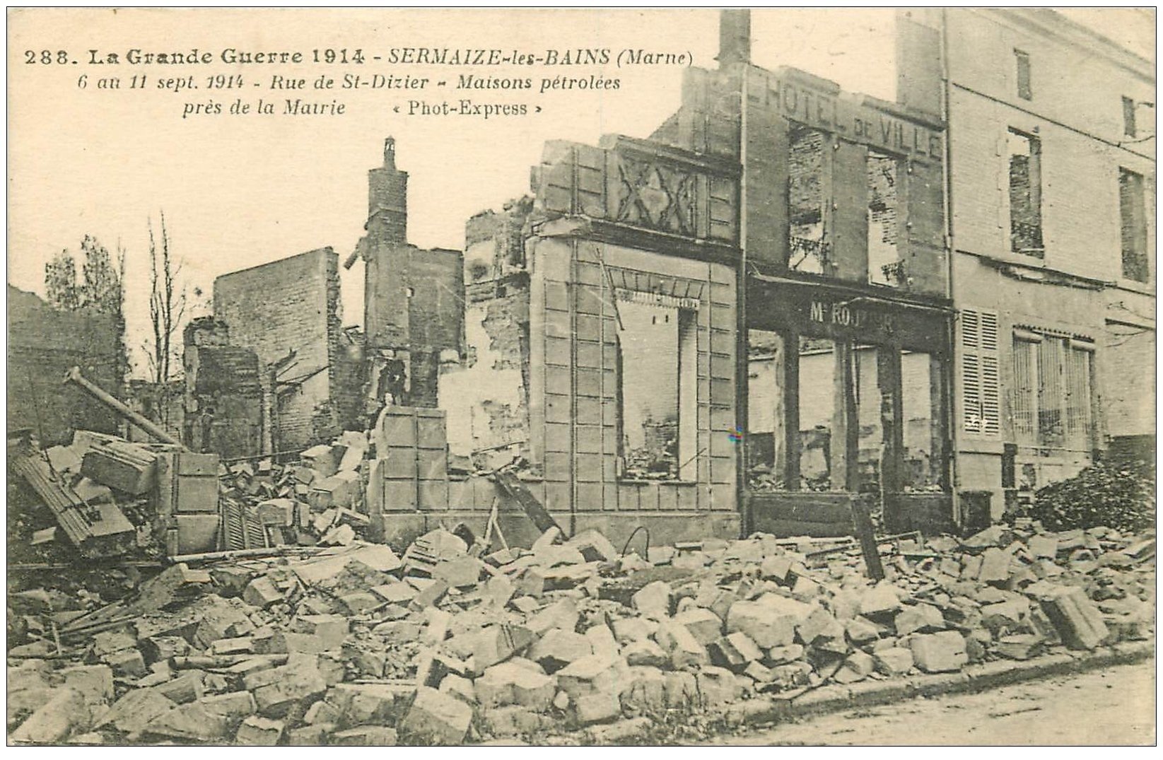 carte postale ancienne 51 SERMAIZE-LES-BAINS. Maisons pétrolées rue Saint-Dizier