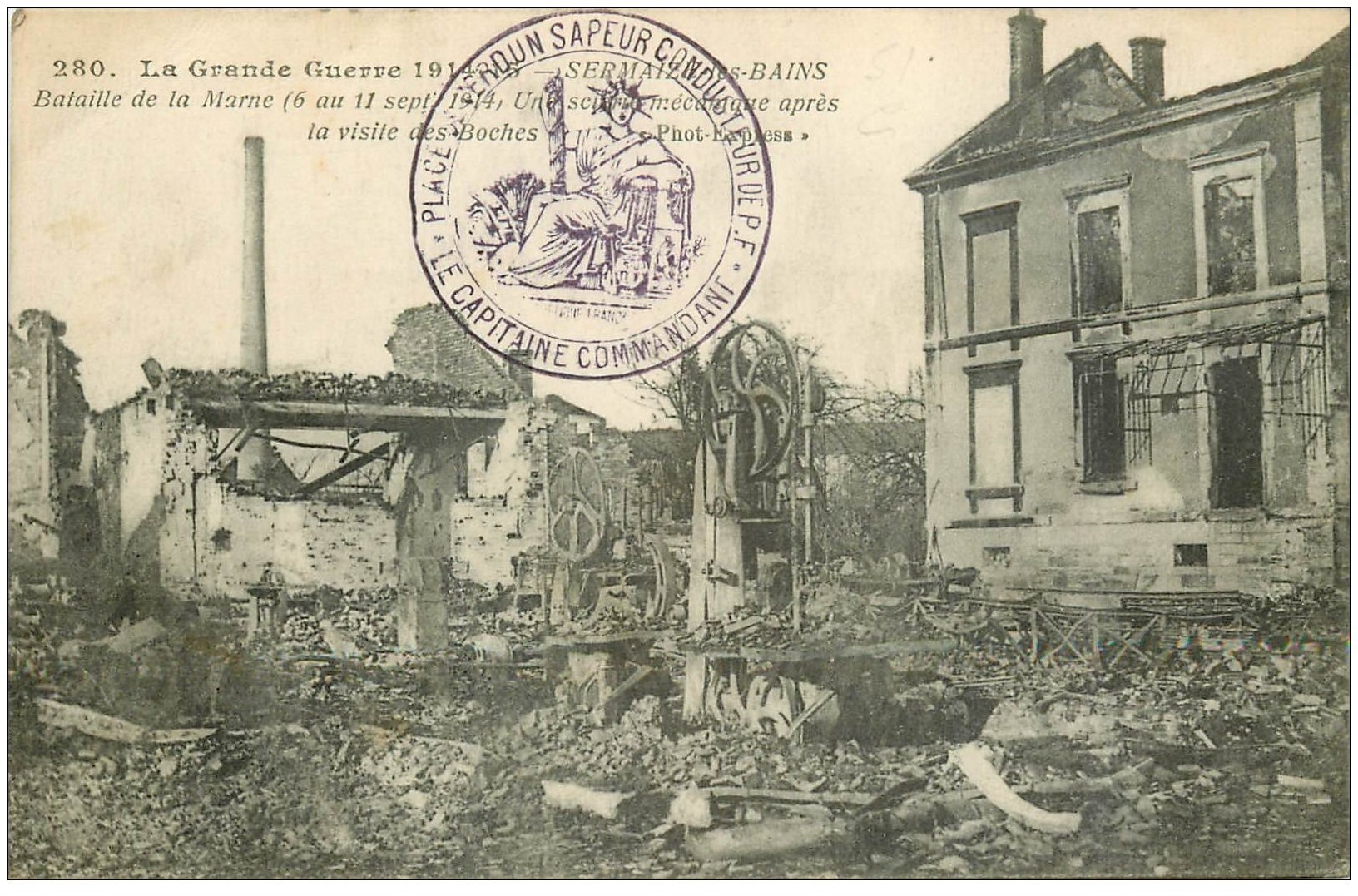 carte postale ancienne 51 SERMAIZE-LES-BAINS. Une Scierie mécanique Tampon Militaire