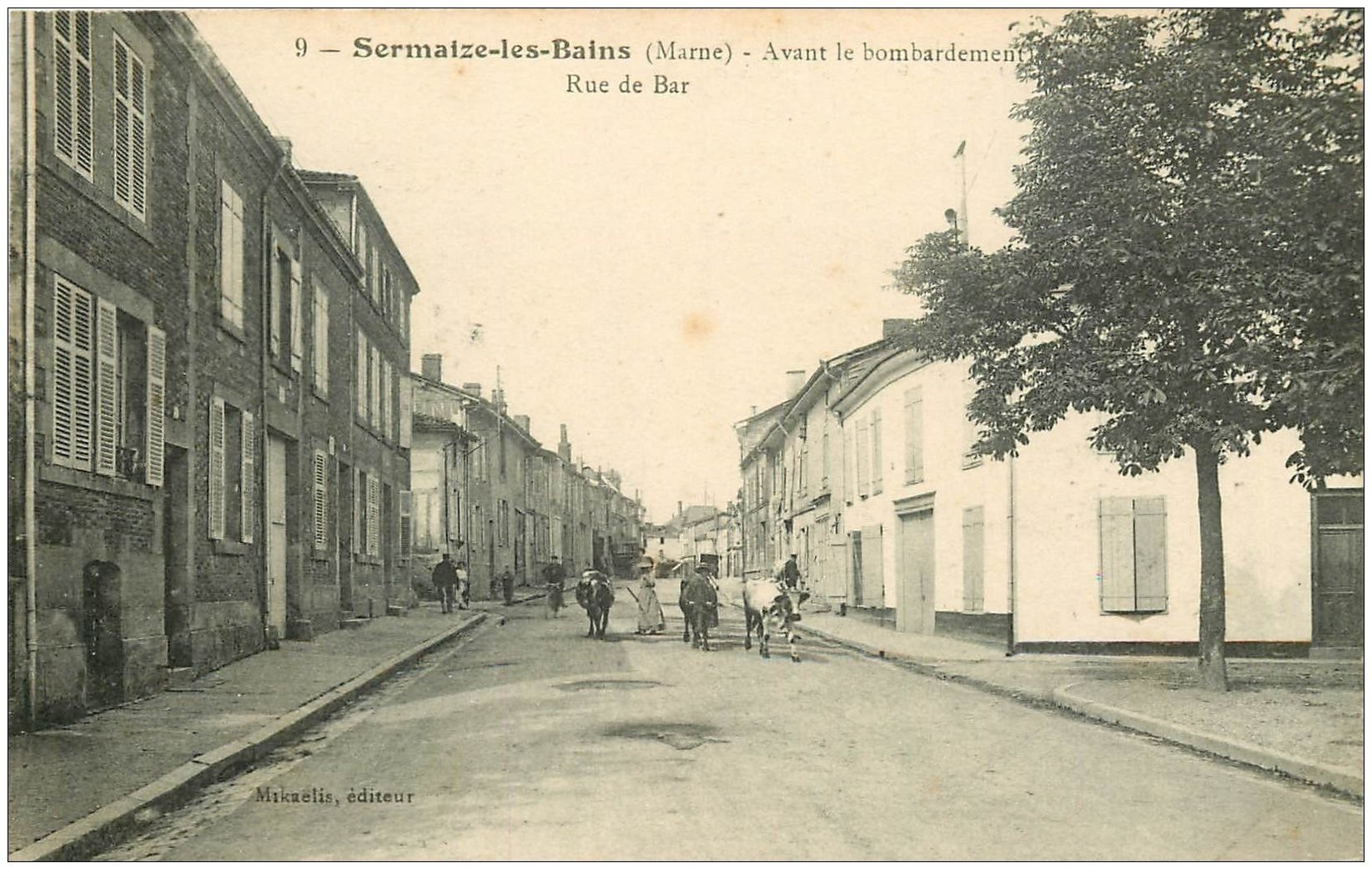 carte postale ancienne 51 SERMAIZE-LES-BAINS. Vaches Rue de Bar