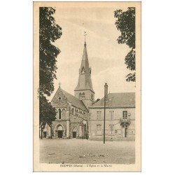 carte postale ancienne 51 SUIPPES. Eglise et Mairie 1934