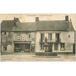 carte postale ancienne 51 VERTUS. Place Léon-Bourgeois. Café Billard Magasin Damoy Kub