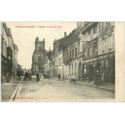 carte postale ancienne 51 VITRY-LE-FRANCOIS. Eglise Rue du Pont et Grand Bazar