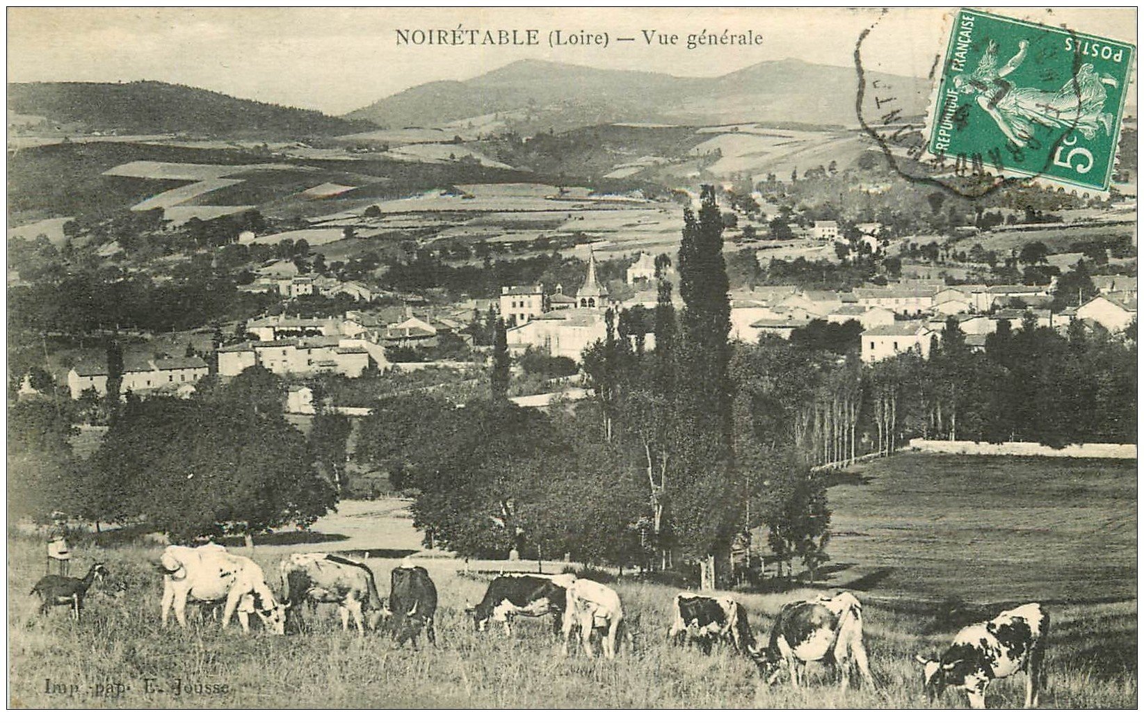 carte postale ancienne 42 NOIRETABLE. Vue et Vaches 1914