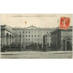 carte postale ancienne 42 SAINT-ETIENNE. Caserne Rullière 1913. Militaires d'Infanterie