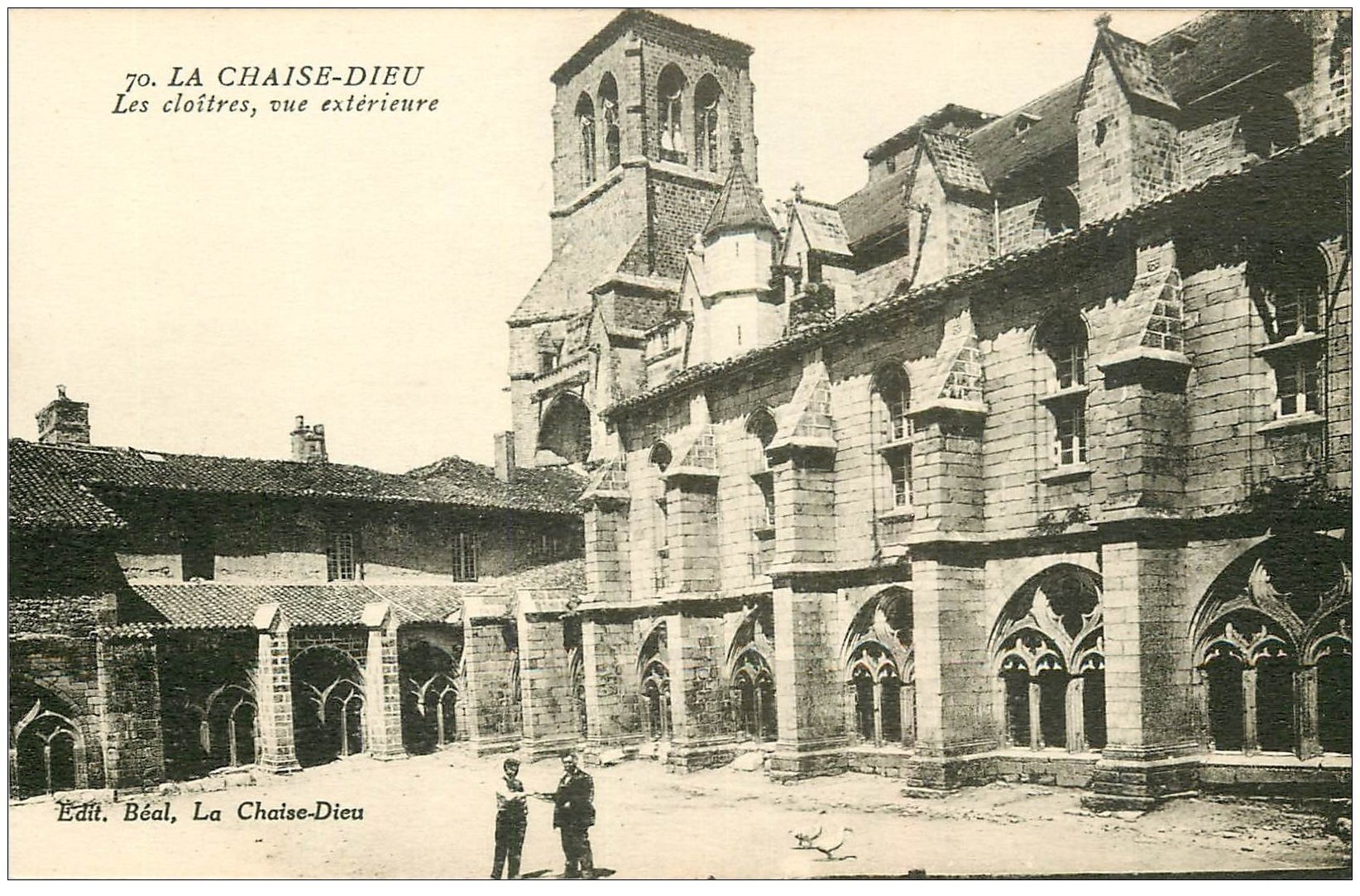 carte postale ancienne 43 LA CHAISE-DIEU. Cloîtres
