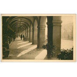 carte postale ancienne PARIS 04. Arcades Place des Vosges 1930