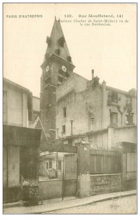 PARIS 05. Rue Mouffetard 141 Clocher Saint-Médard