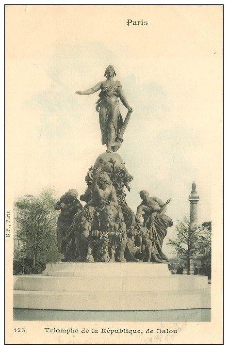PARIS 05. Triomphe de la République de Dalou