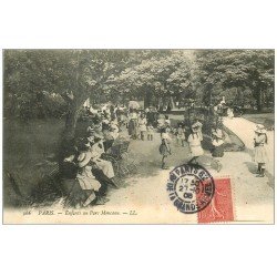 PARIS 08. Nurses, poussettes et jeux d'Enfants au Parc Monceau 1906
