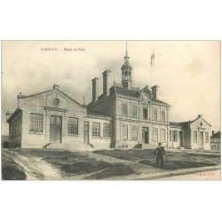 carte postale ancienne 10 BOUILLY. Hôtel de Ville 1904 timbres Taxes