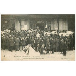 PARIS 12. Arrivée des Reines Gare de Lyon Fêtes Mi-Carême