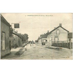 carte postale ancienne 10 GRANDES-CHAPELLES. Route d'Arcis 1918