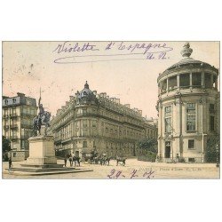 PARIS 16. La relève des Chevaux Hippomobile Gare Est-Trocadéro Place Iéna 1907