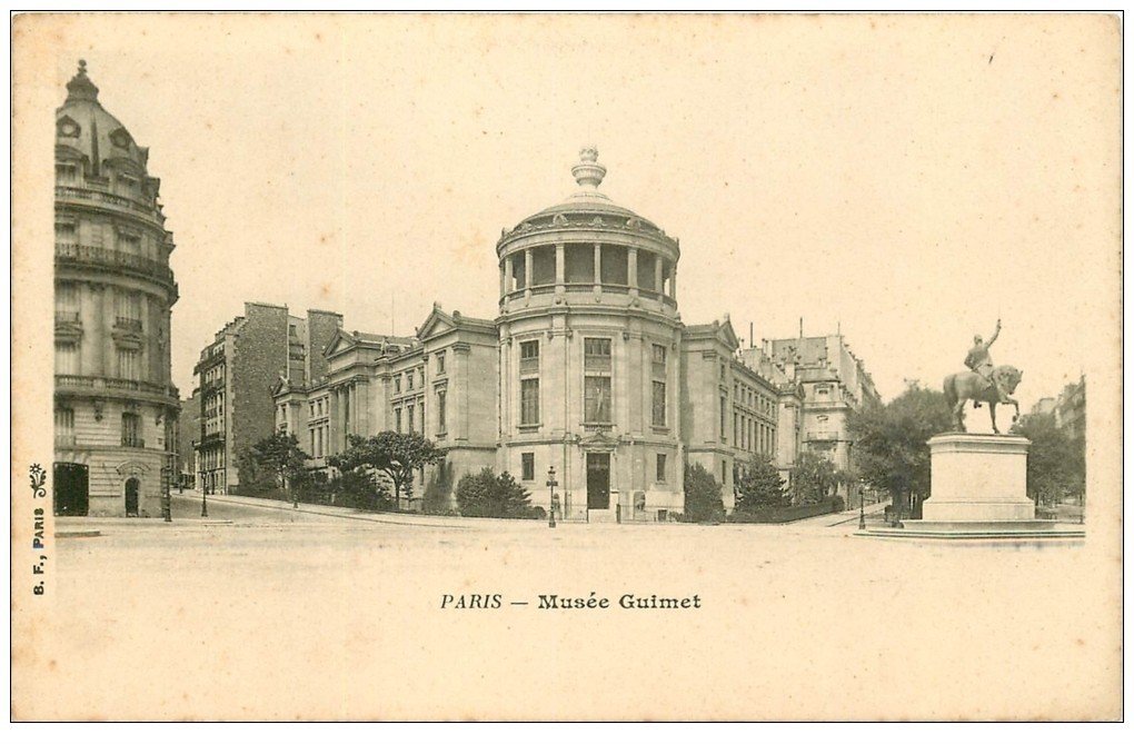 Carte postale Paris, Musée Guimet avec calèche devant le bâtiment Carte postale Paris, Musée Guimet avec calèche devant le bâtiment
