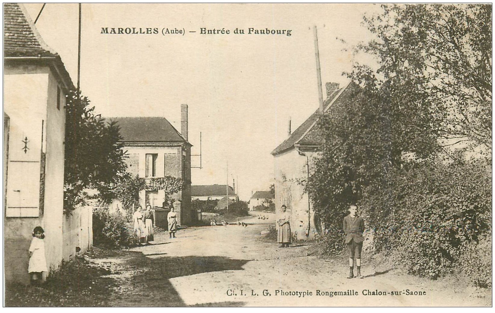 10 MAROLLES. Entrée du Faubourg