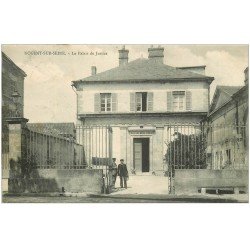 carte postale ancienne 10 NOGENT-SUR-SEINE. Le Palais de Justice 1905