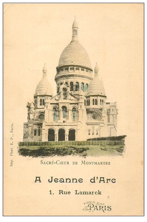 carte postale ancienne PARIS 18. Le Sacré-Coeur de Montmartre à Jeanne d'Arc 1 rue Lamarck