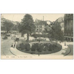 carte postale ancienne PARIS 18. Place Pigalle Dentiste à l'étage 1914