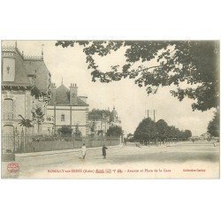 carte postale ancienne 10 ROMILLY-SUR-SEINE. Avenue et Place de la Gare 1917