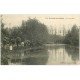 carte postale ancienne 10 ROMILLY-SUR-SEINE. Les Aiguilles avec Jardinier Pêcheur 1908