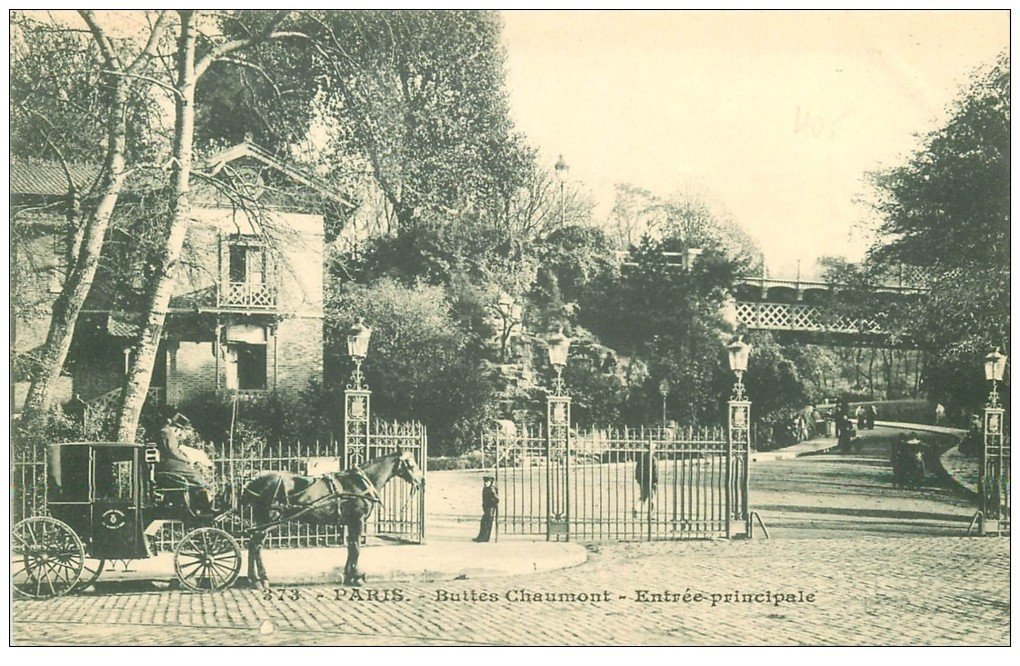 carte postale ancienne PARIS 19. Buttes Chaumont. Attelage Entrée principale