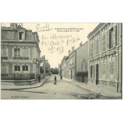carte postale ancienne 10 ROMILLY-SUR-SEINE. Les Postes Rue du 1er Mai. 1916