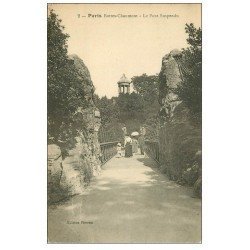 PARIS 19. Buttes Chaumont. Le Pont suspendu