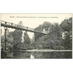 PARIS 19. Buttes Chaumont. Passerelle et Belvédére