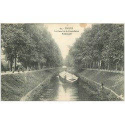carte postale ancienne 10 TROYES. Canal de Haute-Seine 1915. Péniche