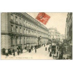 carte postale ancienne PARIS I°. La Banque de France rue Croix des Petits Champs. Au loin José...