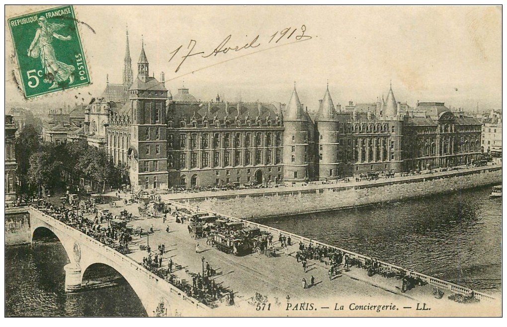 PARIS 01 La Conciergerie et Pont au Change 1913