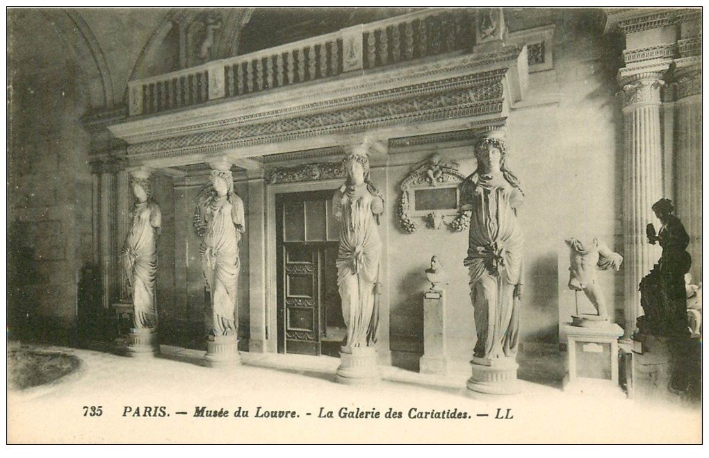 carte postale ancienne PARIS I°. Le Louvre Galerie des Cariatides