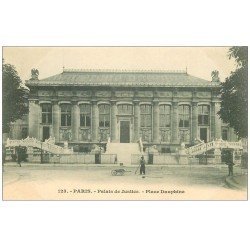 carte postale ancienne PARIS I°. Palais de Justice Place Dauphine vers 1900