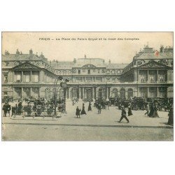 carte postale ancienne PARIS I°. Place du Palais Royal et Cour des Comptes 1916 bouche du Métropolitain