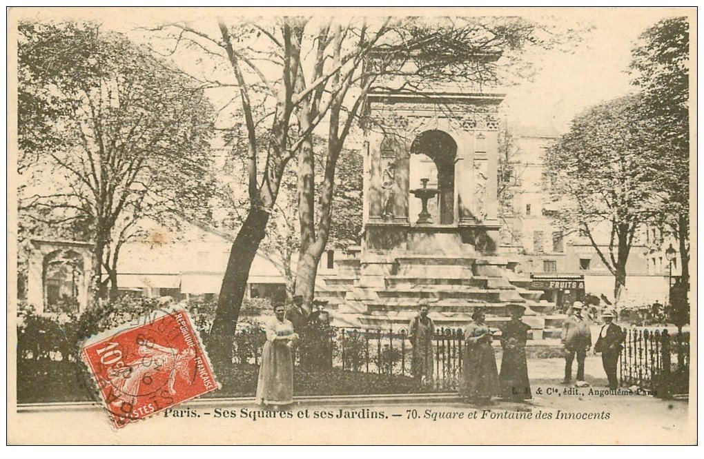 carte postale ancienne PARIS I°. Square et Fontaine des Innocents 1909