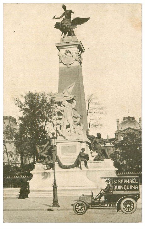 PARIS 01 Voiture livraison Saint-Raphaël Quinquina et Monument Gambetta