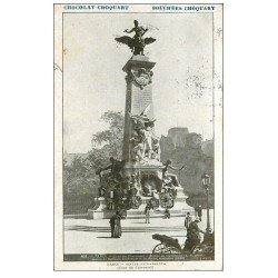 carte postale ancienne PARIS Ier. Monument Gambetta 1905. Chocolat Croquart