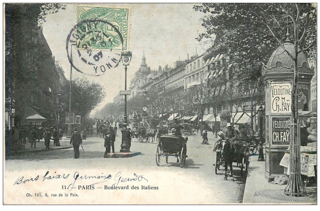 PARIS 02 Boulevard des Italiens. Kiosque à journaux Morisse 1907