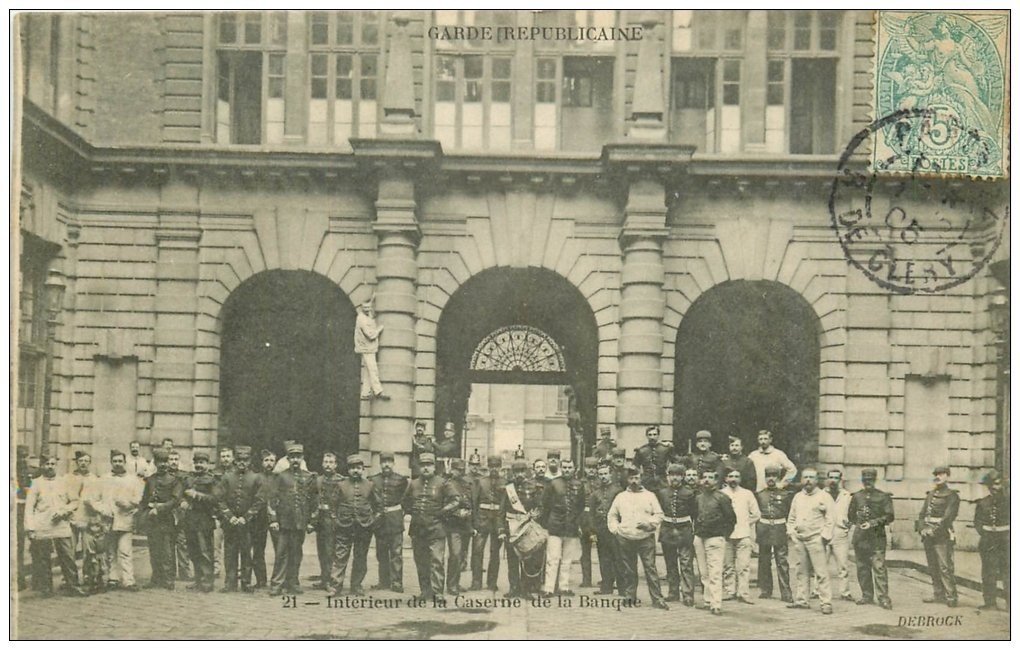 PARIS 02 Garde Républicaine. Caserne de la Banque l'intérieur 1905