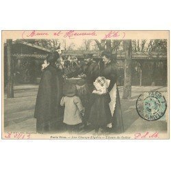 PARIS VECU. L'heure du Goûter aux Champs-Elysées 1905 Vendeur ambulant