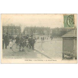 PARIS VECU. Petits Voiliers sur le Grand Bassin aux Tuileries 1903