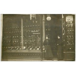 Superbe Carte Photo PARIS 12. Magasin de chaussures "" INCROYABLE "" 1 Rue du Pont Neuf 1911. Chausseur Bottier